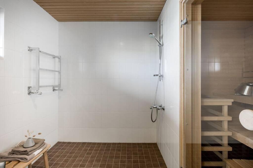 Spacious Home With Four Terrace, Sauna, Sea View Helsinky Exteriér fotografie