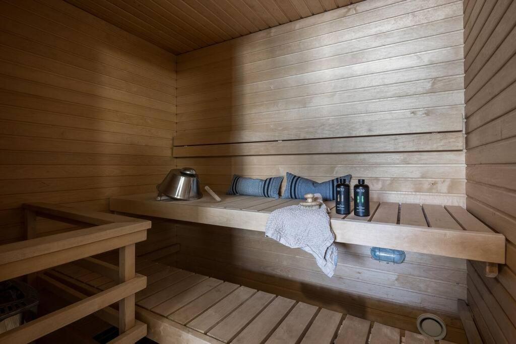 Spacious Home With Four Terrace, Sauna, Sea View Helsinky Exteriér fotografie